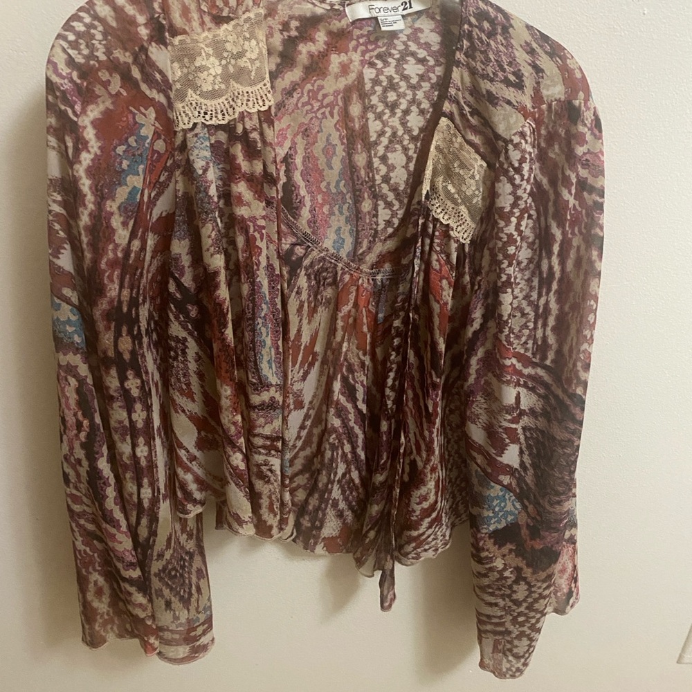 Boho flowy patterned blouse - Picture 3 of 3
